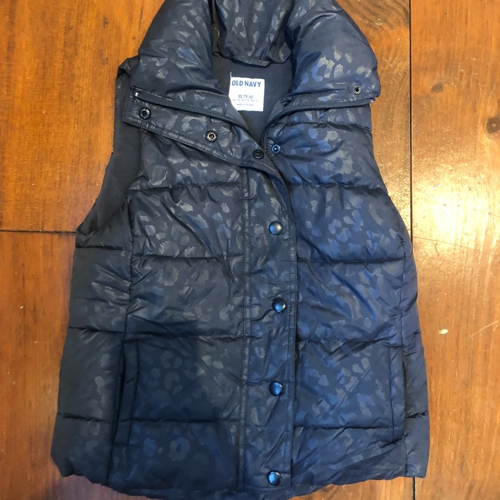 Old navy puffer vest